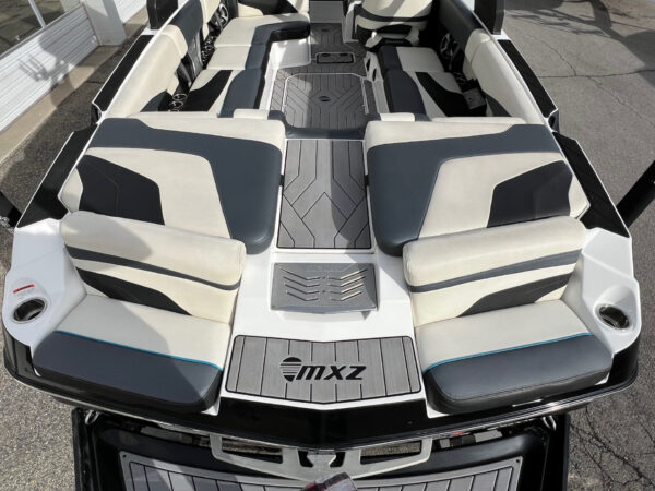 2018 24' Malibu "Wakesetter MXZ" Bowrider REDUCED - Image 30