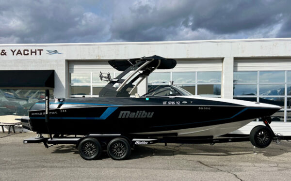 2018 24' Malibu "Wakesetter MXZ" Bowrider REDUCED