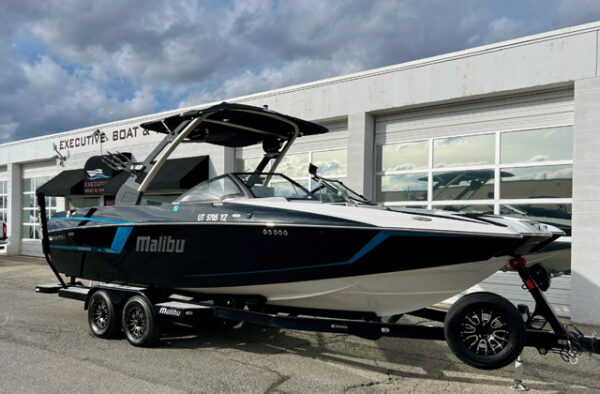 2018 24' Malibu "Wakesetter MXZ" Bowrider REDUCED - Image 2