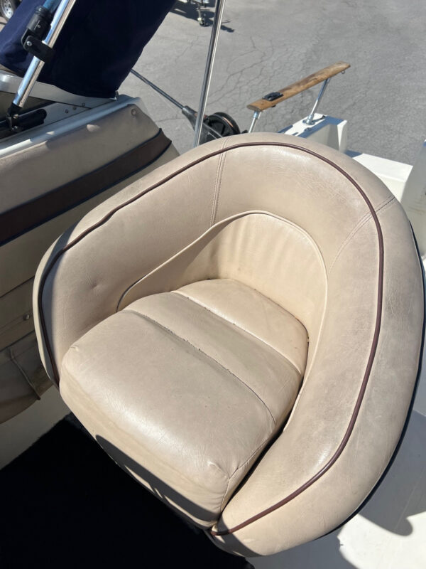 1985 25' Bayliner Ciera "2550 Designer's Edition" REDUCED - Image 19