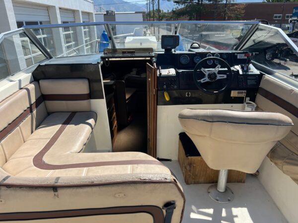 1985 25' Bayliner Ciera "2550 Designer's Edition" REDUCED - Image 11