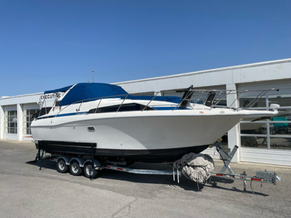 1998 32' Bayliner Avanti "3255 Sunbridge" REDUCED - Image 2