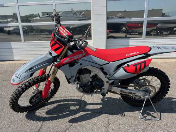 2020 Honda "CRF450R" Motorcycle REDUCED