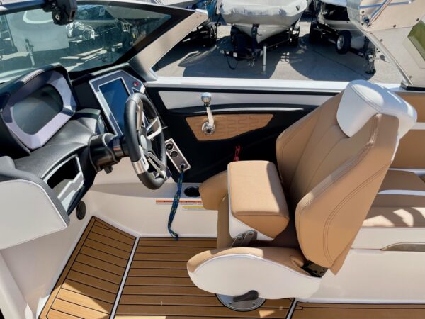 2023 24' MasterCraft "X24" Bowrider - Image 37