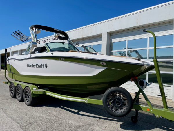 2023 24' MasterCraft "X24" Bowrider - Image 2