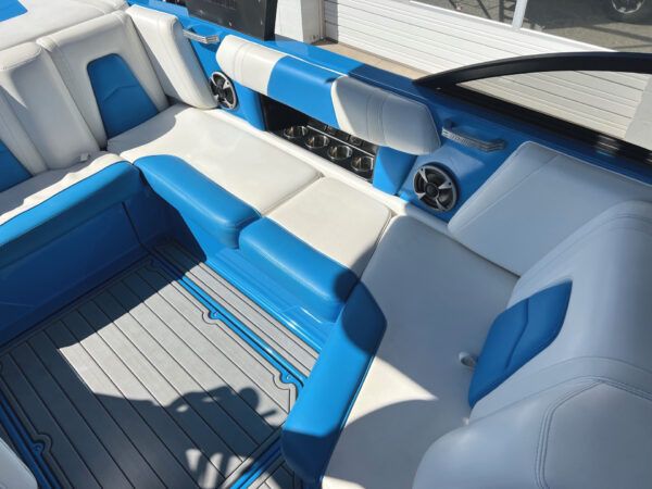 2019 21' Malibu "Wakesetter 21 MLX" Bowrider - Image 19