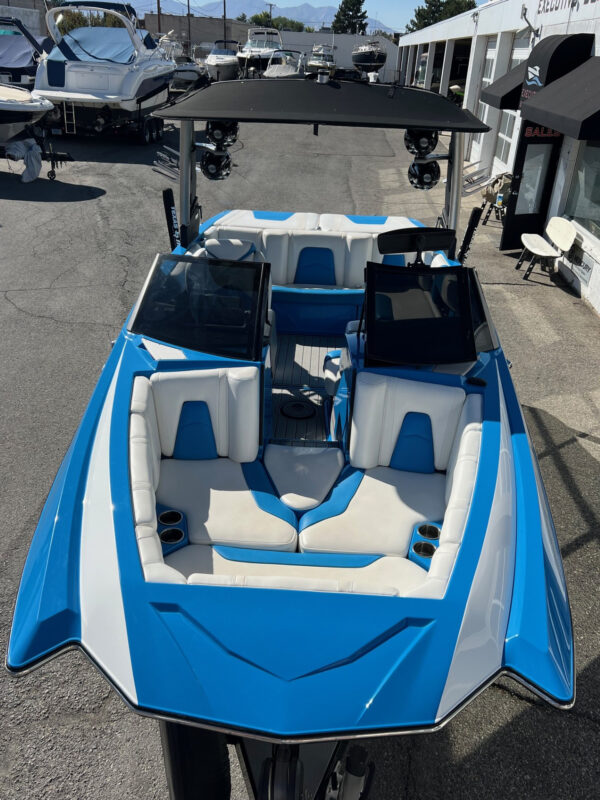 2019 21' Malibu "Wakesetter 21 MLX" Bowrider - Image 12