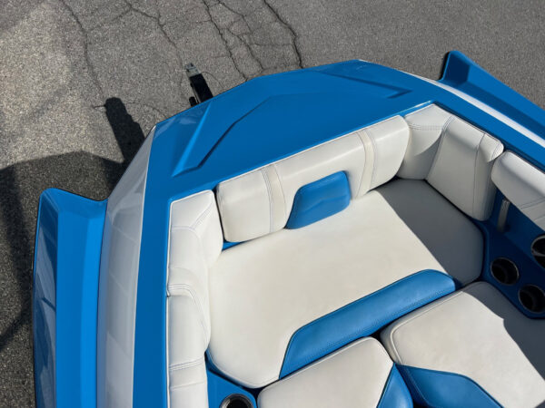 2019 21' Malibu "Wakesetter 21 MLX" Bowrider - Image 13