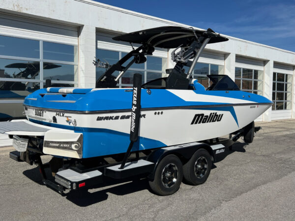 2019 21' Malibu "Wakesetter 21 MLX" Bowrider - Image 3