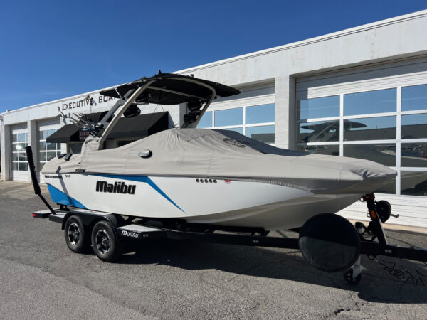 2019 21' Malibu "Wakesetter 21 MLX" Bowrider - Image 6