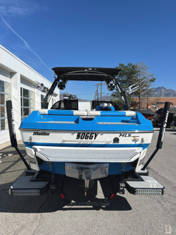 2019 21' Malibu "Wakesetter 21 MLX" Bowrider - Image 7