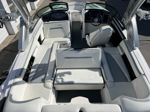 2022 23' MasterCraft "XStar" Bowrider - Image 19