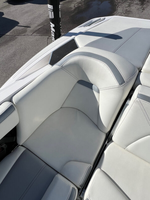 2022 23' MasterCraft "XStar" Bowrider - Image 30