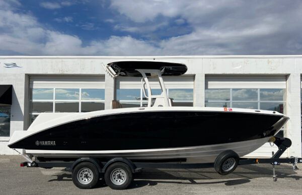 2022 25' Yamaha "255 FSH Sport E" Bowrider