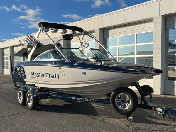 2008 20' MasterCraft "X2" Bowrider - Image 2