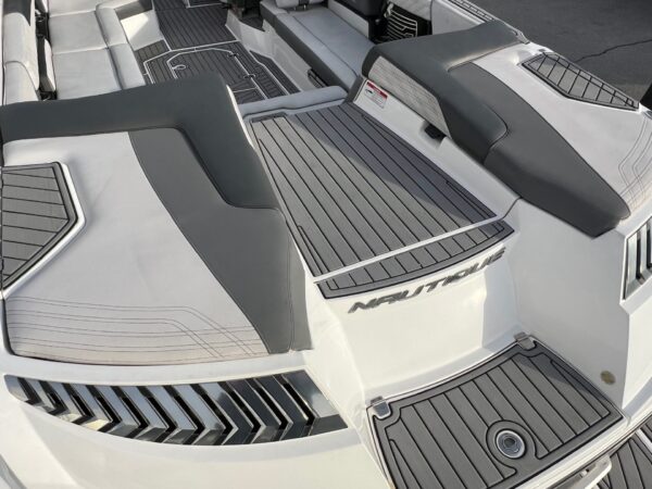 2017 25' Super Air Nautique "G25" Bowrider - Image 37