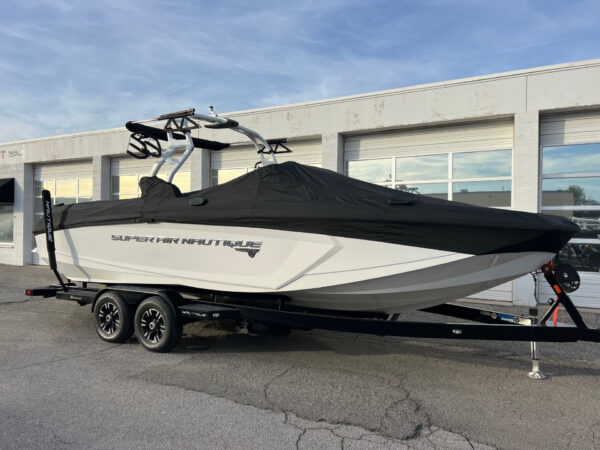 2017 25' Super Air Nautique "G25" Bowrider - Image 10