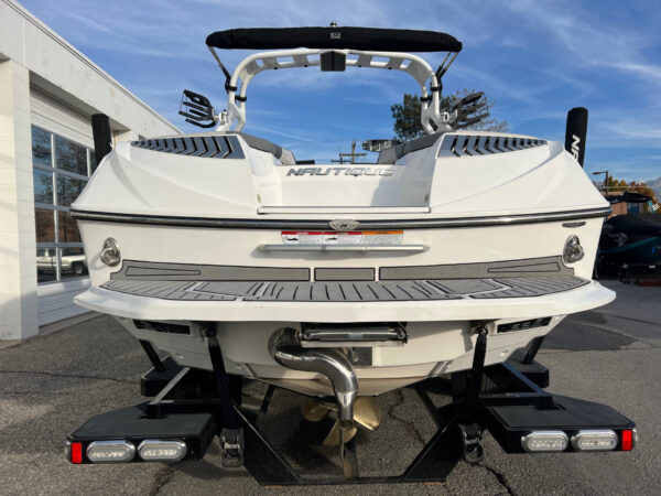 2017 25' Super Air Nautique "G25" Bowrider - Image 7