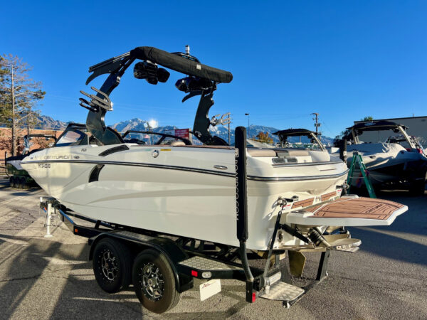 2019 21' Centurion "Fi21" Bowrider - Image 5