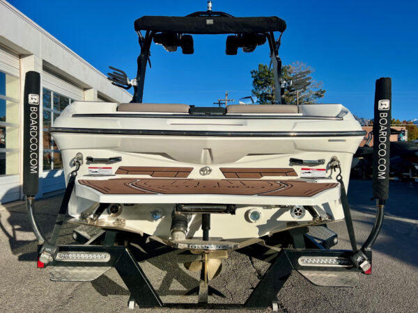 2019 21' Centurion "Fi21" Bowrider - Image 6