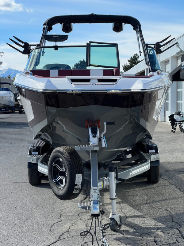 2023 26' MasterCraft "X26" Bowrider - Image 7