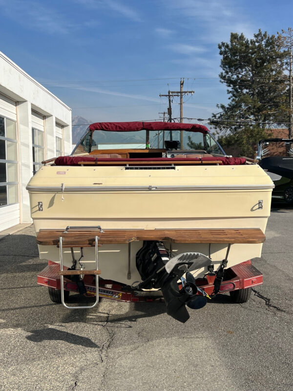 1981 21' Sea Ray "210" Cuddy - Image 7