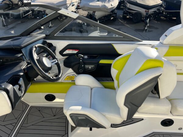 2018 25' Super Air Nautique "G25" Coastal Edition Bowrider - Image 38