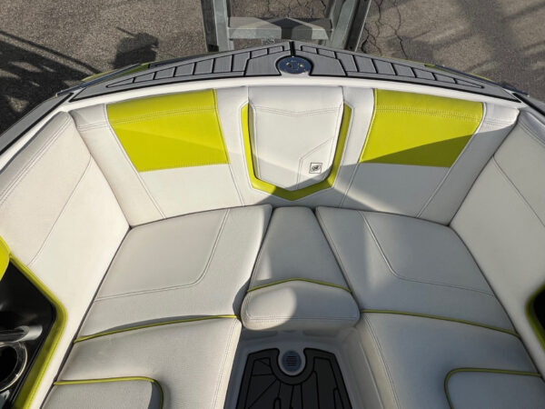 2018 25' Super Air Nautique "G25" Coastal Edition Bowrider - Image 20