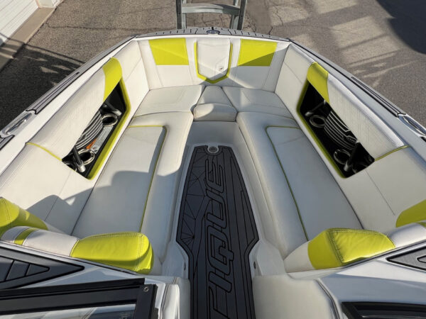 2018 25' Super Air Nautique "G25" Coastal Edition Bowrider - Image 21