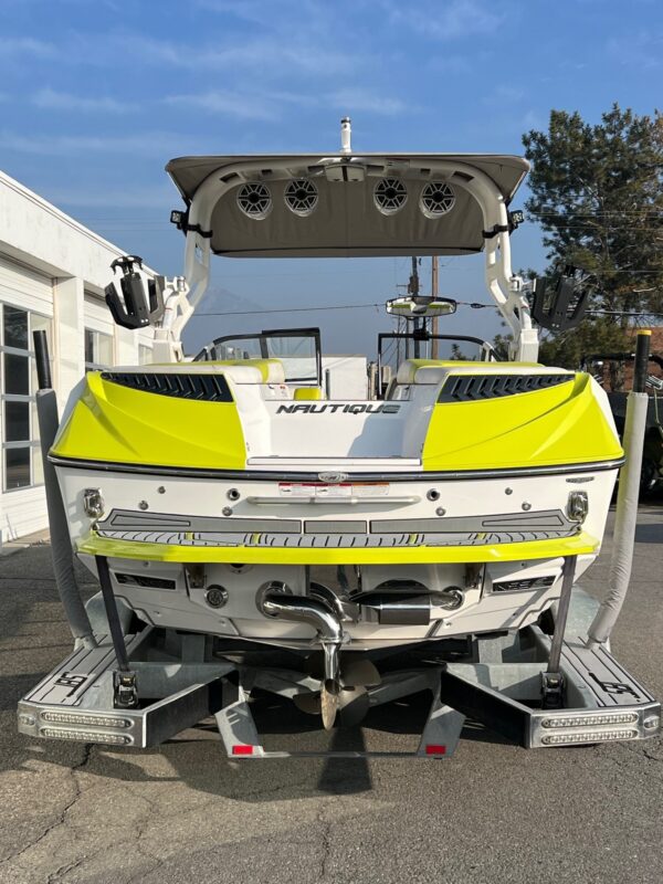 2018 25' Super Air Nautique "G25" Coastal Edition Bowrider - Image 11