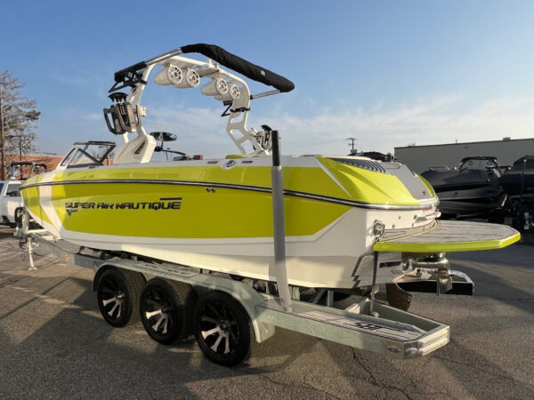 2018 25' Super Air Nautique "G25" Coastal Edition Bowrider - Image 3