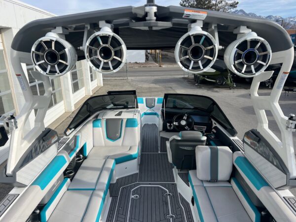 2019 25' Super Air Nautique "G25" Bowrider - Image 15