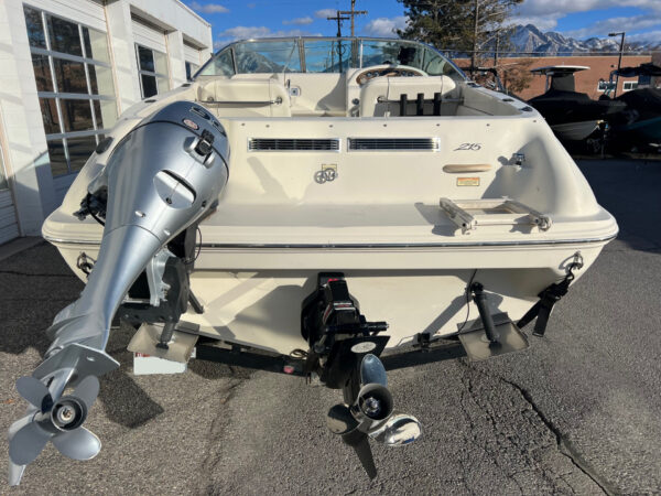 2001 21' Sea Ray "215 Express Cruiser" Cuddy - Image 8