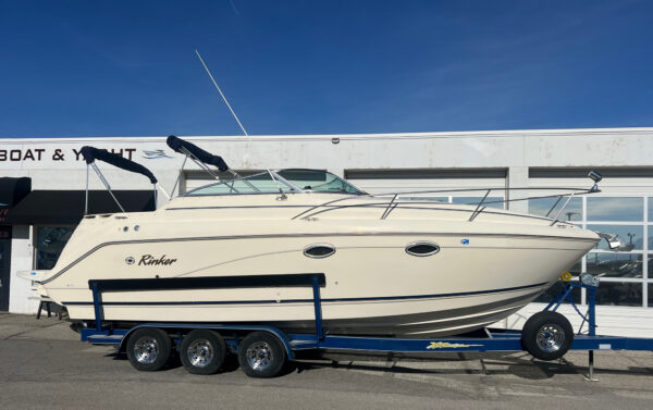 2001 27' Rinker "Fiesta Vee 270 EC"