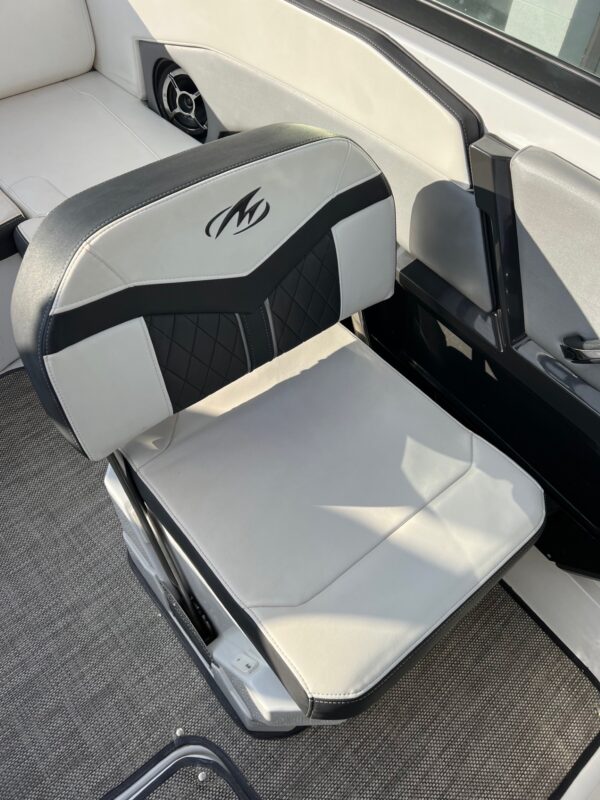 2018 23' Monterey "238 Surf" Bowrider - Image 23