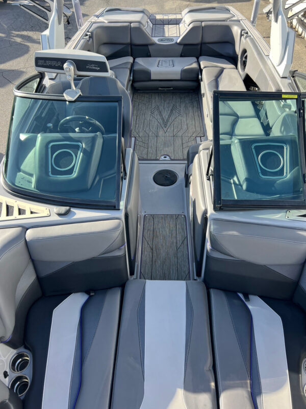 2019 24' Supra "SL550" Bowrider - Image 11