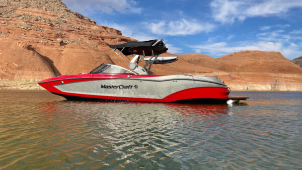 2020 24' MasterCraft "X24" Wake/Surf Bowrider