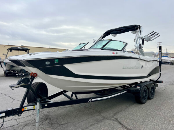 2021 22' MasterCraft "X22" Bowrider - Image 4