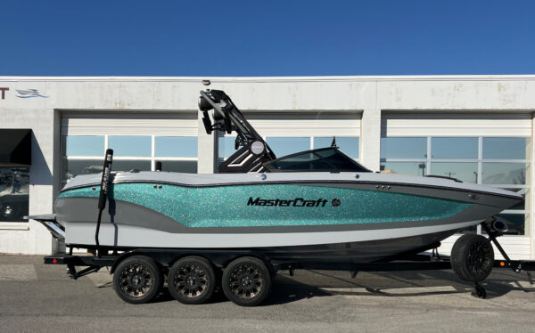 2022 24' MasterCraft "X24" Bowrider