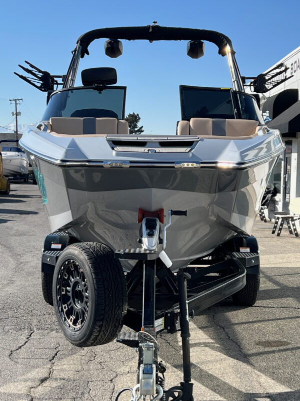 2022 24' MasterCraft "X24" Bowrider - Image 10