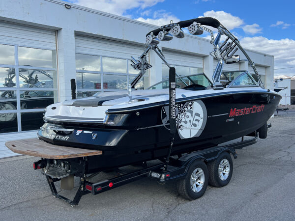 2008 23' MasterCraft "X35" - Image 3