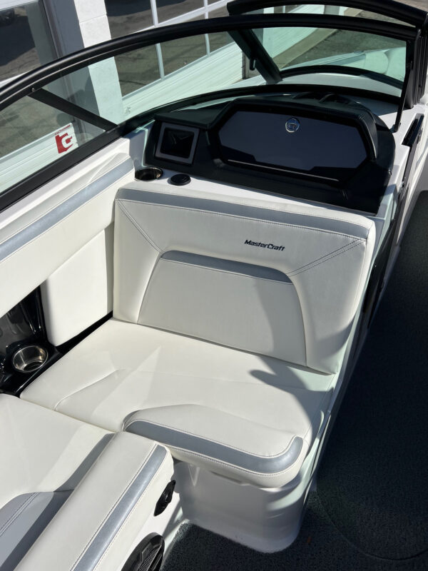 2022 23' MasterCraft "XStar" - Image 21