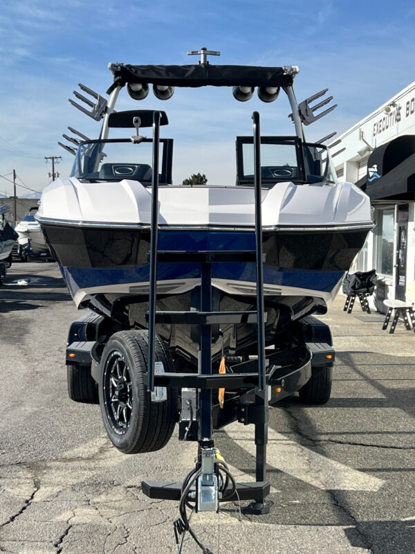 2022 25' Supra "SE550" REDUCED - Image 8
