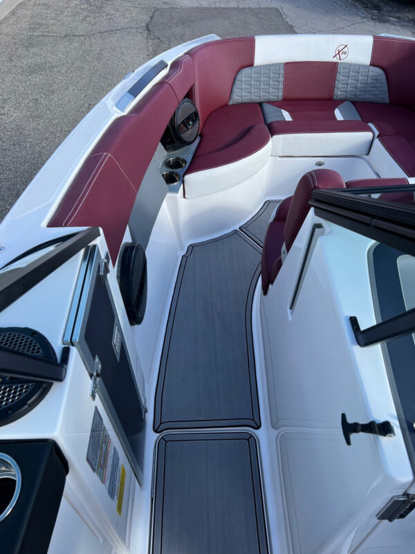 2023 26' MasterCraft "X26" - Image 14