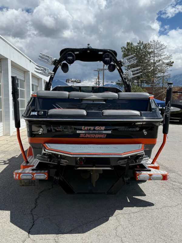 2015 25' Supra "SE550" - Image 7