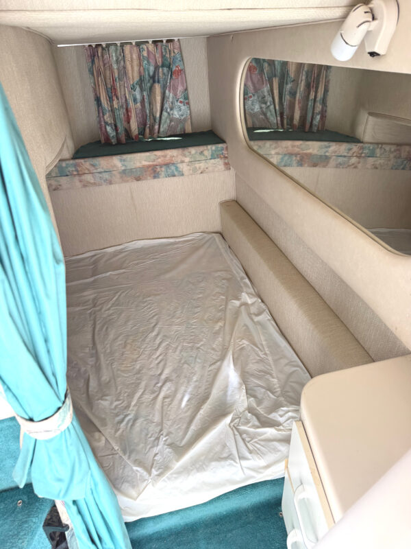 1996 27' Sea Ray "270 Sundancer" - Image 30