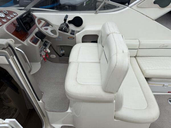 2000 30' Bayliner Cruiser "3055 Sunbridge" - Image 20
