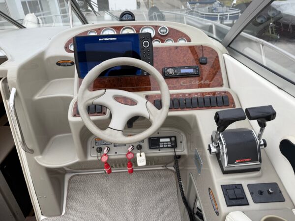 2000 30' Bayliner Cruiser "3055 Sunbridge" - Image 19