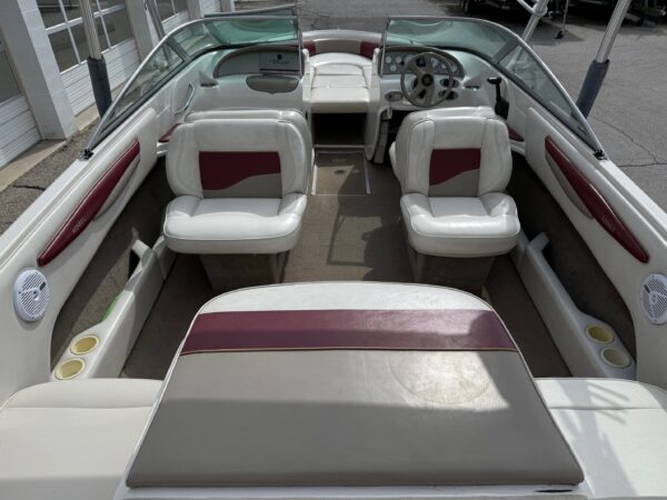 2001 23' Reinell "230" Bowrider - Image 10