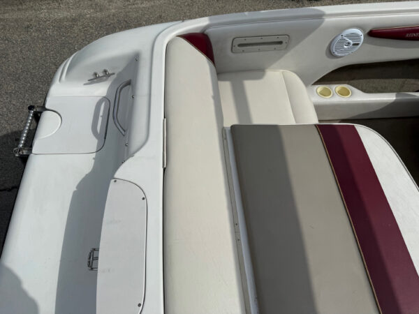 2001 23' Reinell "230" Bowrider - Image 13
